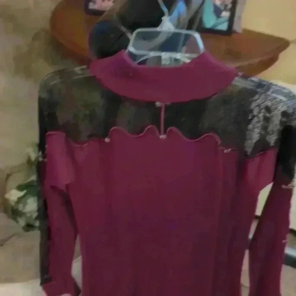 Venus sweater dress. Purple and size small. - Picture 4 of 4